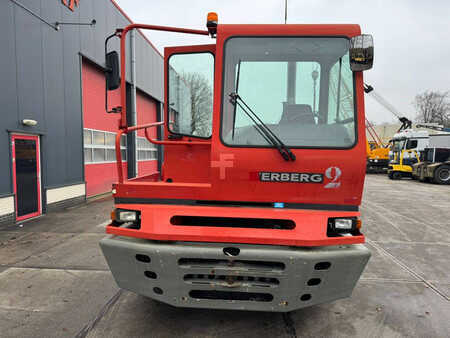 Terminál traktor 2006  Terberg YT 182 (5)