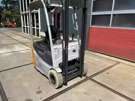 3-wiel elektrische heftrucks 2013  Still RX 50-15 1500kg Triplo / sideshift (11)