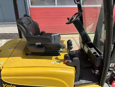 Carrelli elettrici 4 ruote 2010  Yale ERP 20 VF LWB 2000kg freelift heftruck (2702HOURS) (7)