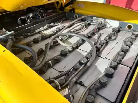 4-wiel elektrische heftrucks 2020  Hyster J 2.0 XN LWB 2000kg E- Heftruck (15)