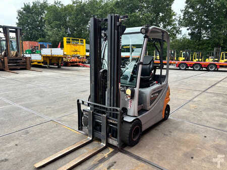 Eléctrico - 4 rodas 2014  Still RX 20-20 2000kg TIPLO / Sideshift (5)