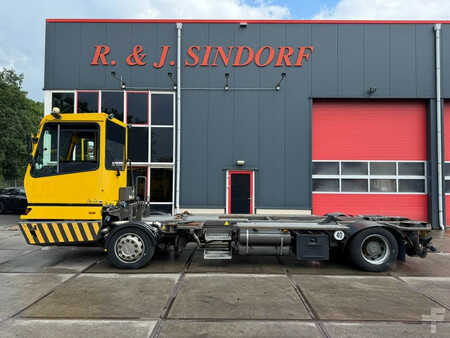 Trator de terminal 2018 Terberg BC 182 (1)