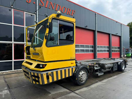 Trator de terminal 2018 Terberg BC 182 (3)