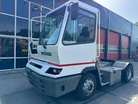 Trator de terminal 2011  Terberg YT182 (3)