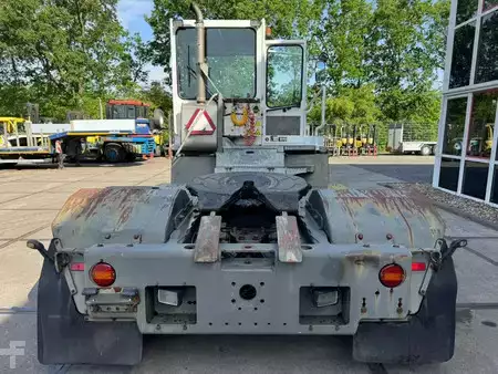 Trator de terminal 2011  Terberg YT182 (8)
