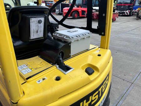 Eléctrico - 4 rodas 2012  Hyster J2.5XN EX Cat 3GD (23)