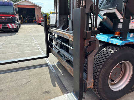 Empilhador diesel 2002  SMV Konecranes SL 12-600 A (21)