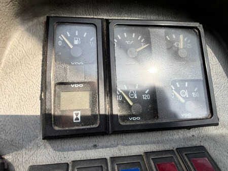 Empilhador diesel 2002  SMV Konecranes SL 12-600 A (24)