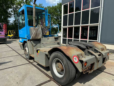 terminal traktor 2007  Terberg YT182 (10)