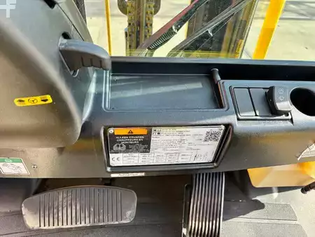 Eléctrico - 4 rodas 2019  Hyster J 2.5 XN 2500kg E- heftruck triplo (11)
