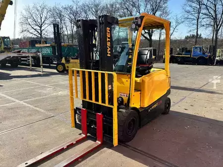 Eléctrico - 4 rodas 2019  Hyster J 2.5 XN 2500kg E- heftruck triplo (6)
