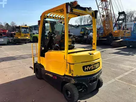 Eléctrico - 4 rodas 2019  Hyster J 2.5 XN 2500kg E- heftruck triplo (8)