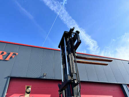 Empilhador diesel 1998  SMV Konecranes SL 10-600 A + extra counterweight 12t. capacity (19)