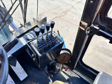 Empilhador diesel 1998  SMV Konecranes SL 10-600 A + extra counterweight 12t. capacity (22)