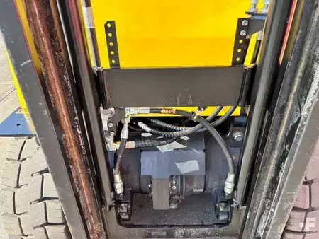 Eléctrico - 4 rodas 2014  Hyster J 2.5 XN 2500kg E- heftruck (19)