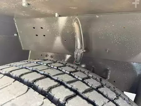 Terminaltraktor 2011  Terberg RT 223 (14)