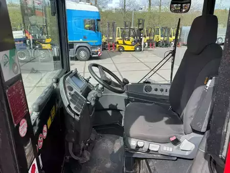 Terminaltraktor 2011  Terberg RT 223 (15)