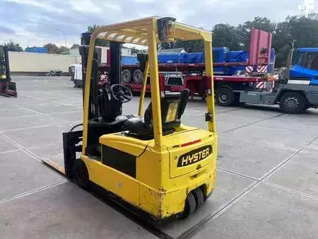 Carrelli elettrici 3 ruote 2007  Hyster J 1.60 XMT 1600 kg heftruck (4)