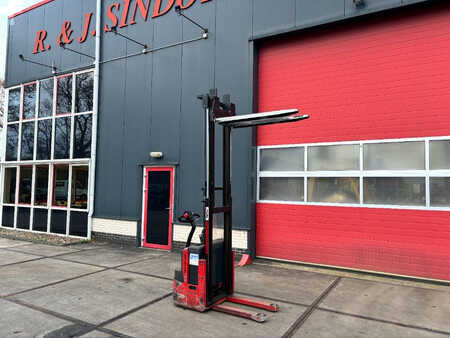 Stoccatori 2004  Sichelschmidt D 412 ASM 1250 kg stapelaar (10)