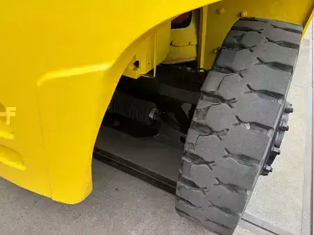 Chariots élévateurs diesel 2014  Hyundai 130 D-7 A (12)