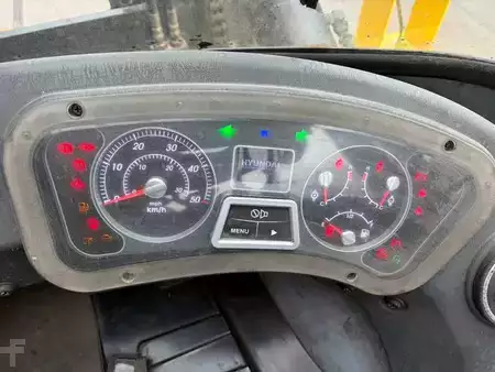 Chariots élévateurs diesel 2014  Hyundai 130 D-7 A (19)