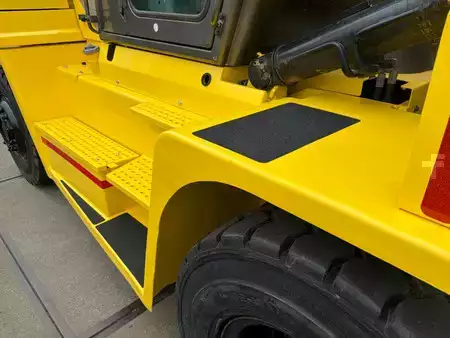 Chariots élévateurs diesel 2014  Hyundai 130 D-7 A (23)