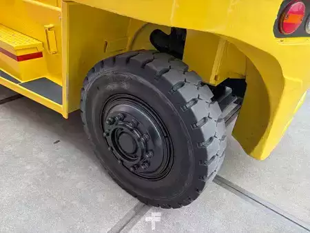 Chariots élévateurs diesel 2014  Hyundai 130 D-7 A (5)