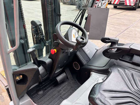 Eléctrico - 4 rodas 2014  Still RX 20-20 2000kg TIPLO / Sideshift (10)