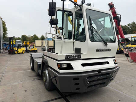 Tracteurs à bagages 2019  Terberg YT182 (6)