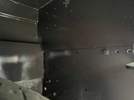 Tracteurs à bagages 2019  Terberg YT182 (8)