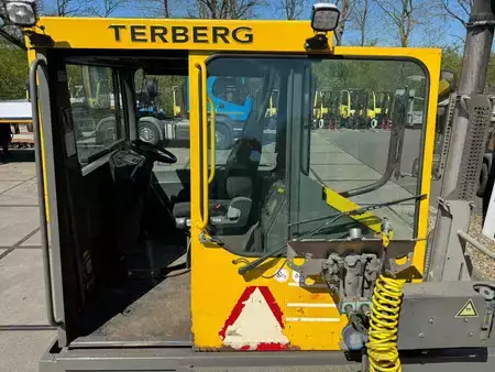 Trattori per terminali 2009  Terberg TT222 (16)