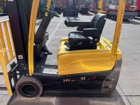 Carrelli elettrici 3 ruote 2015  Hyster J 2.00 XNT (8)