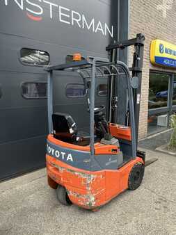 3-wiel elektrische heftrucks 2008 Toyota 7FBEST10 (1)