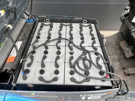 Elektro čtyřkolový VZV 2017  Toyota 8FBM16T (9)