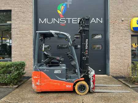 Elektrisk- 3 hjul 2019  Toyota 8FBE20T (1)