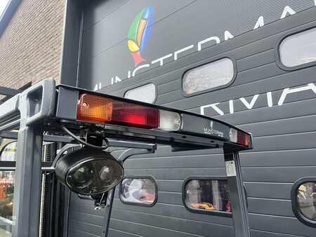 Chariots électriques à 3 roues 2019  Toyota 7FBEST15 (4)