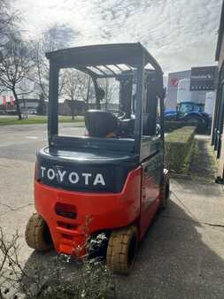 Electric - 4 wheels 2022  Toyota 9FBH25T (2)