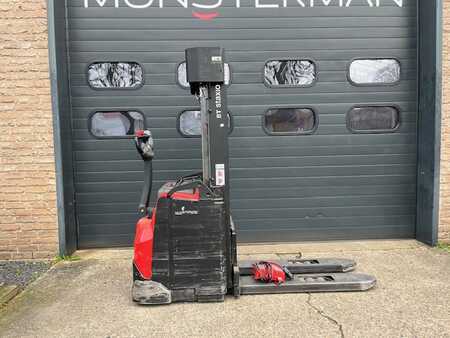 Pallet Stackers 2018  Toyota SWE145 (1) 