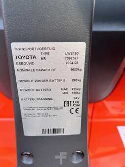 Lavtløftende truck 2024  Toyota LWE160 (7)