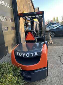 Diesel heftrucks 2015  Toyota 02-8FDJF35 (7)