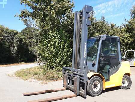 Chariots élévateurs GPL 2015  Jungheinrich TFG 550S (3)