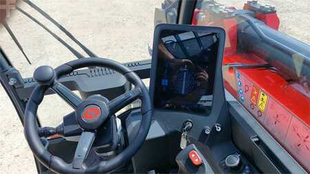 Telescopic forklift rigid 2023  Magni RTH6.22 (5)