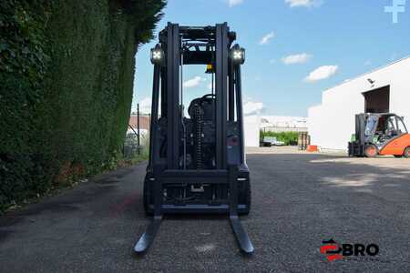 Eléctrica de 3 ruedas 2018  Linde E15-02 EVO Triplex (24)