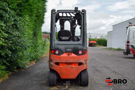 Elektromos 4 kerekű 2013  Linde E30HL-01/600 triplex (8)