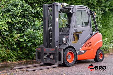 Diesel Forklifts 2017  Linde H35D-02 Triplex (1)