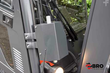 Diesel Forklifts 2020  Linde H35D-02 Triplex + Cascade Rotator (14)