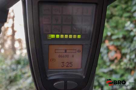 Chariots électriques à 4 roues 2013  Linde E30HL-01/600 triplex 86% Rest cap battery (10)