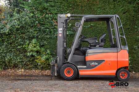 Chariots électriques à 4 roues 2013  Linde E30HL-01/600 triplex 86% Rest cap battery (14)