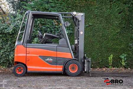Chariots électriques à 4 roues 2013  Linde E30HL-01/600 triplex 86% Rest cap battery (4)