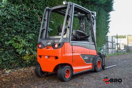 Chariots électriques à 4 roues 2013  Linde E30HL-01/600 triplex 86% Rest cap battery (5)